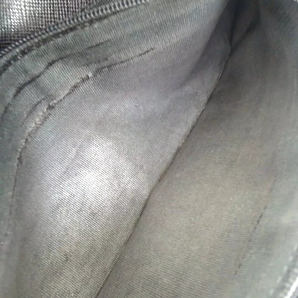 Authentic PRADA Safiano purse leather [Used] - Picture 11 of 14